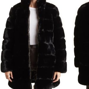 NWT Via Spiga Reversible Black Faux Fur Puffer Jacket Size XL NWT